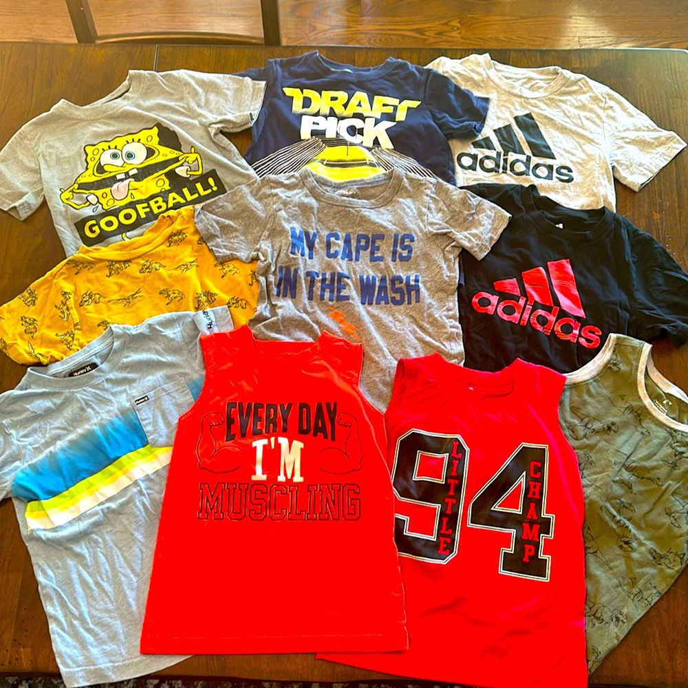 Bundle of TEN Boys Tops, size 5/6